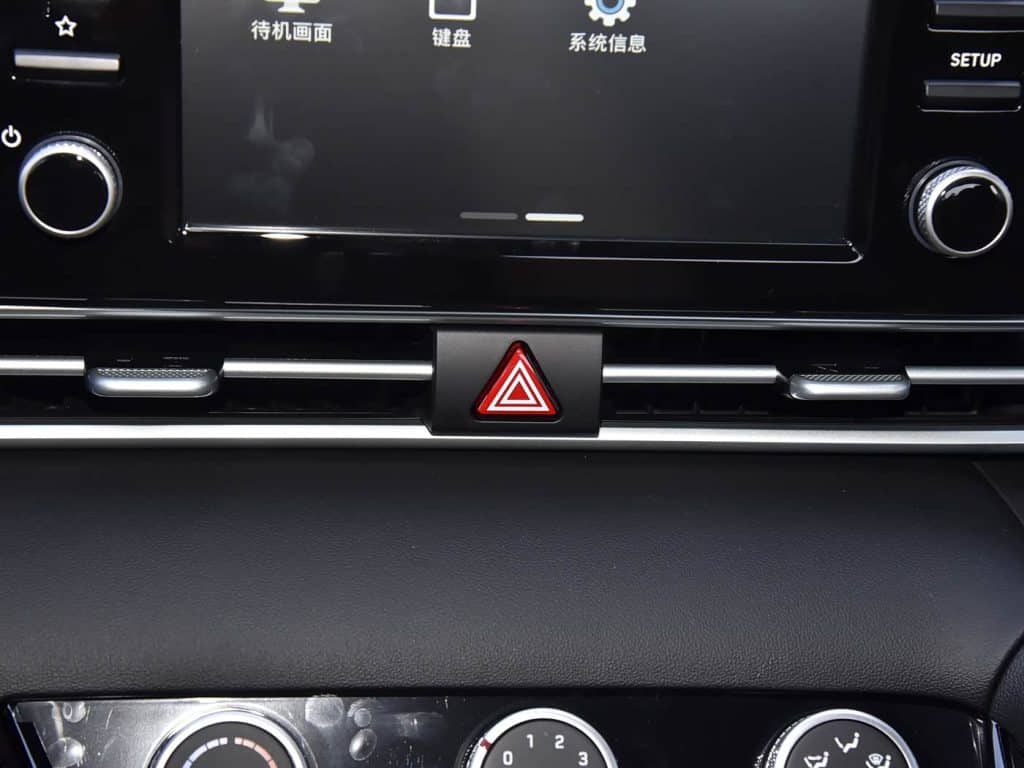 1400x1050_autohomecar__ChtlyGYf6OGASnBbACD8PEyEa7M421