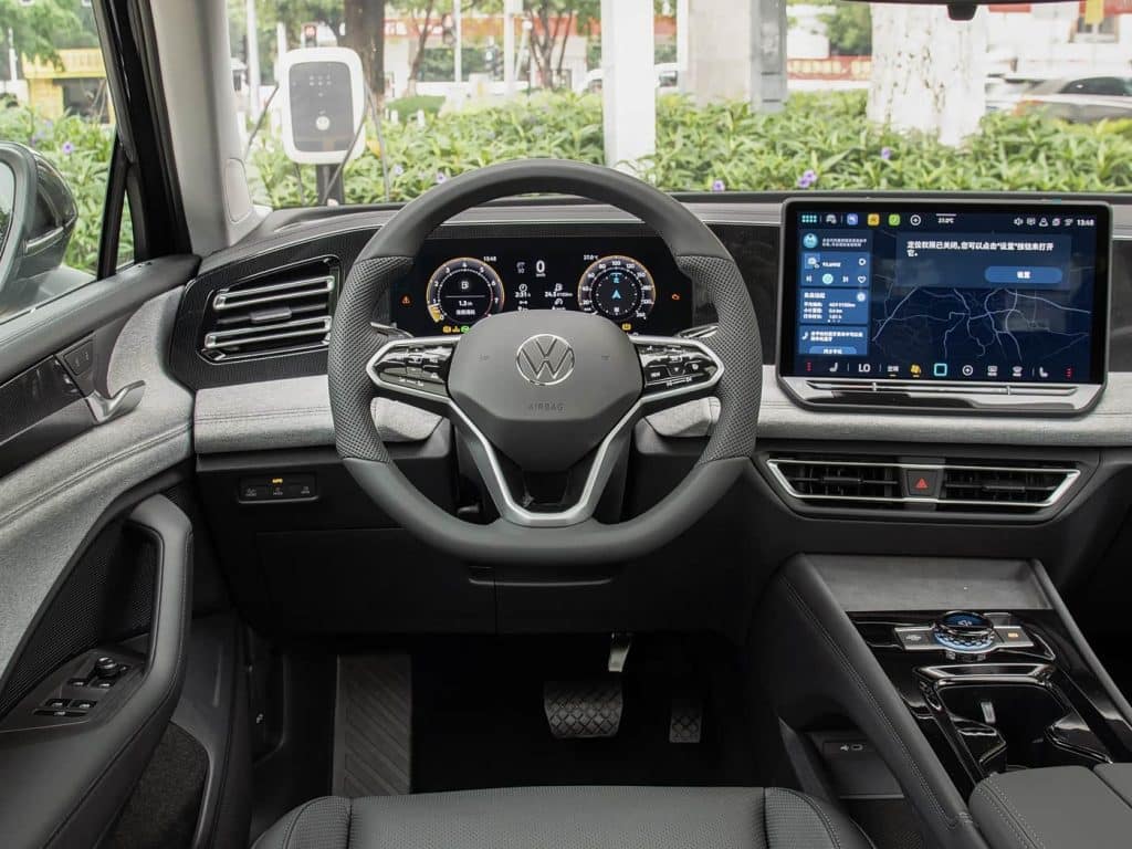 1400x1050_autohomecar__Chto52nXsB-AM29EACudBmpFHS0938