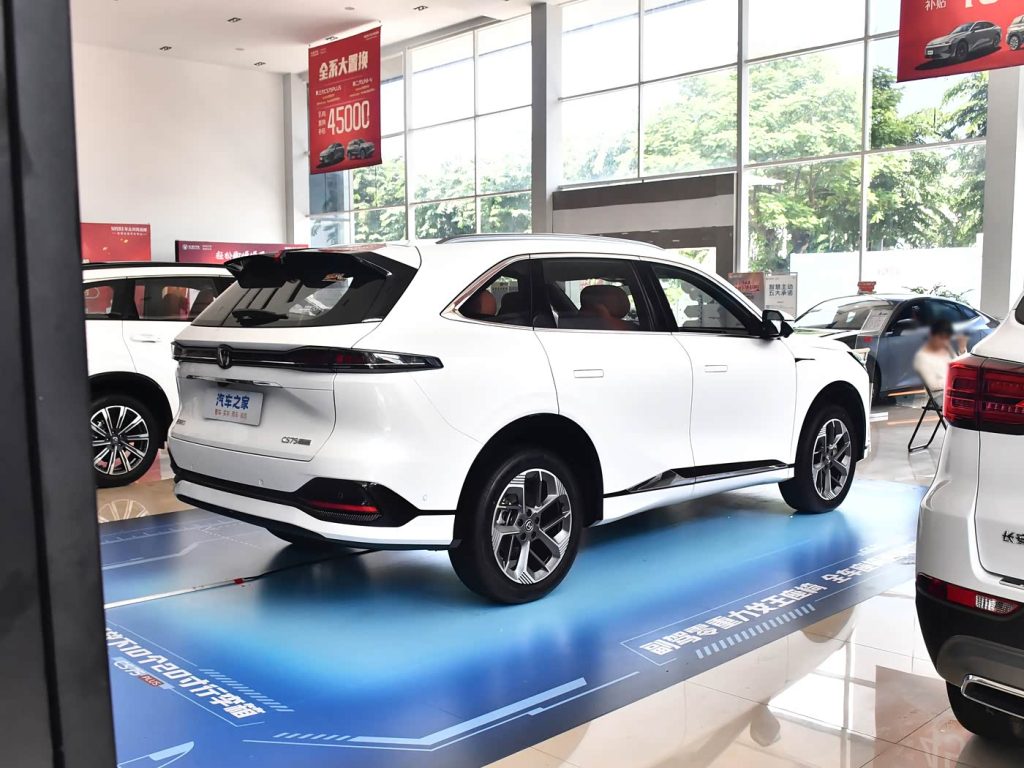 1400x1050_autohomecar__ChxkPWbrlvuAcBm2AB_fXn6NBpY208