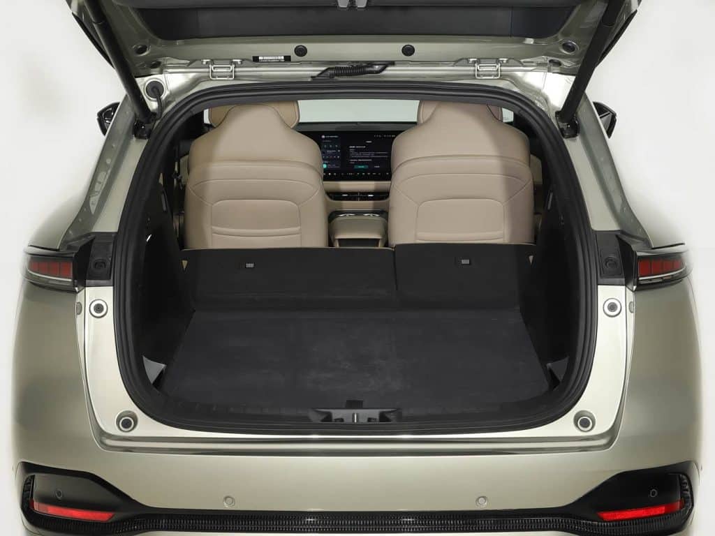 1400x1050_autohomecar__ChxkPWdfv1CAGFlCAEeSgiTftA8657
