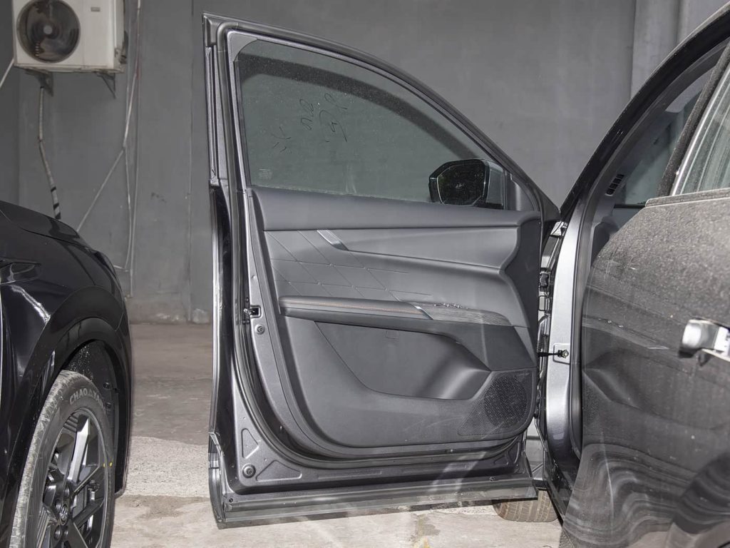 1400x1050_autohomecar__ChxkPmcN7RSAJAXsAC1jUC51OfU370