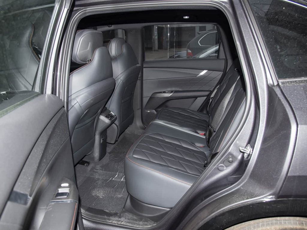 1400x1050_autohomecar__ChxkPmcN7RWAY9XjACiZmCOa2gE311