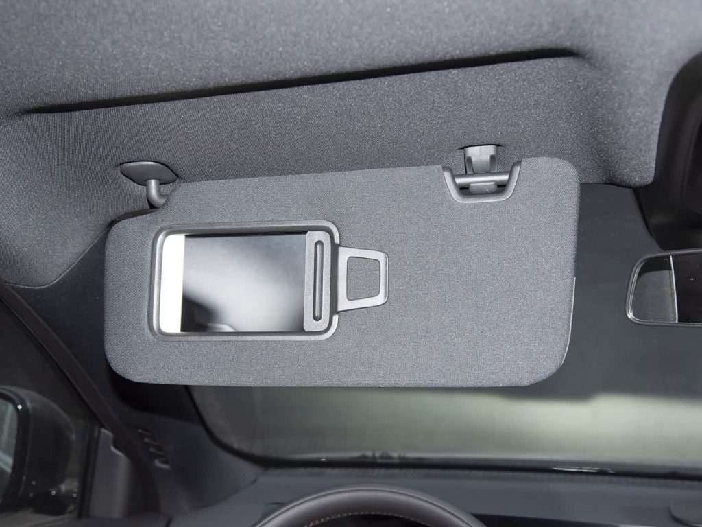 1400x1050_autohomecar__ChxkPmcN7ReAOPnDAC0jbjZ4NT8231