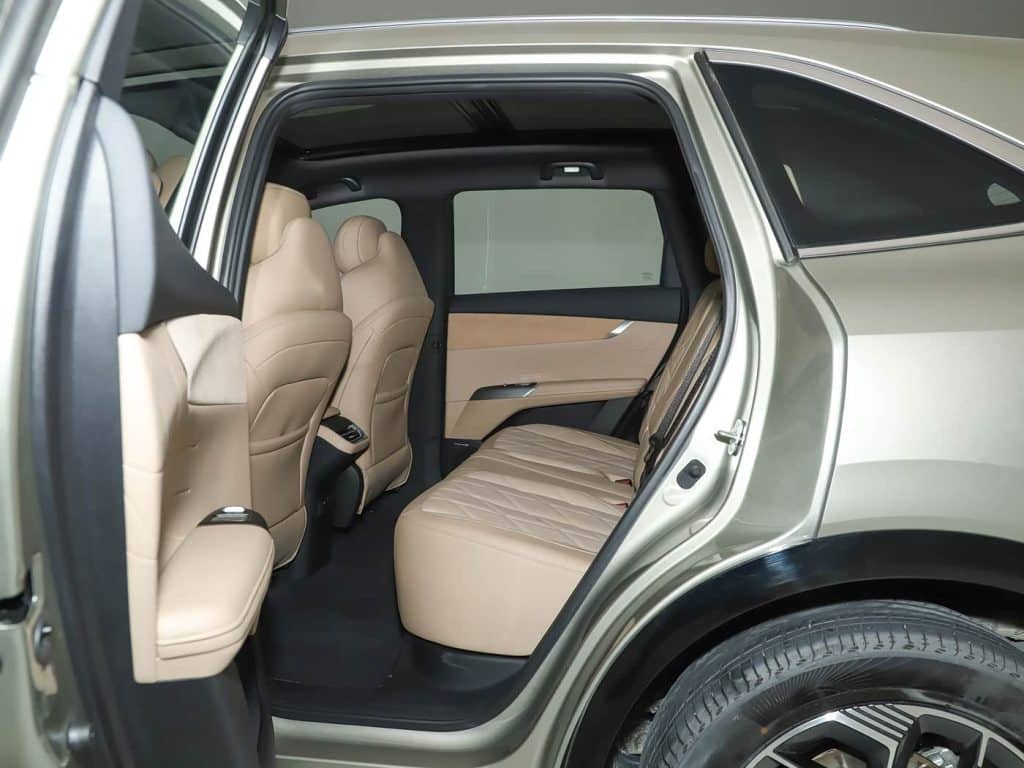1400x1050_autohomecar__ChxkPmdfvwWAShX4AEL4vrQ6LOU608