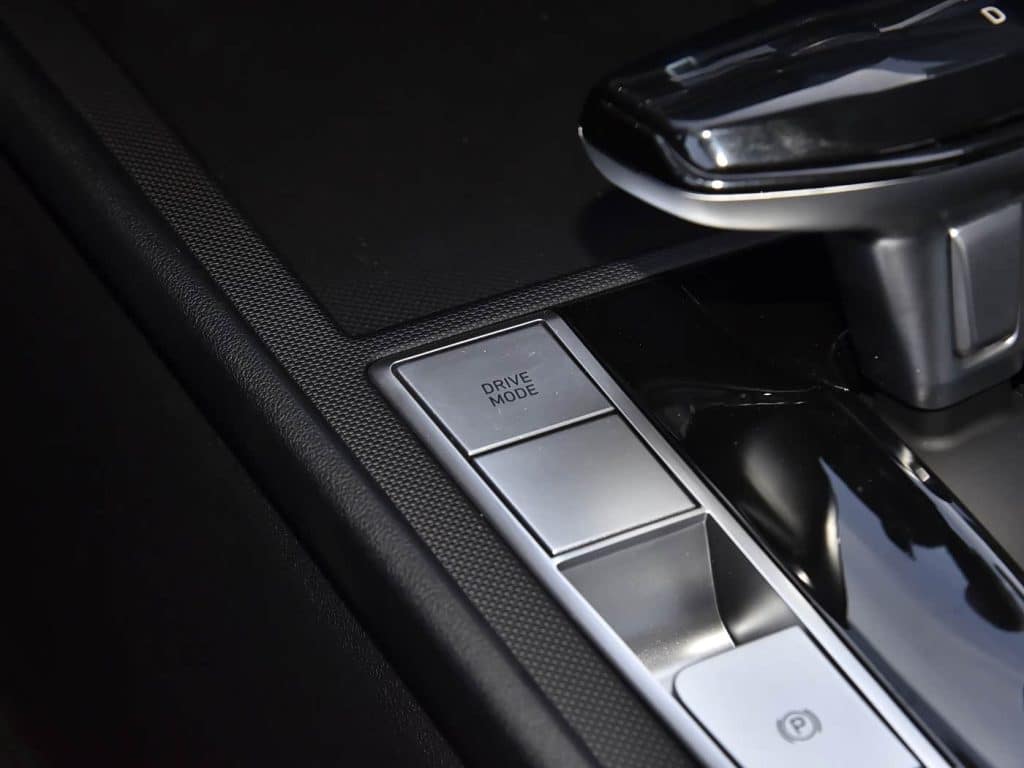 1400x1050_autohomecar__ChxoHWYf6M6AUei6ABtZqcJGa3w796
