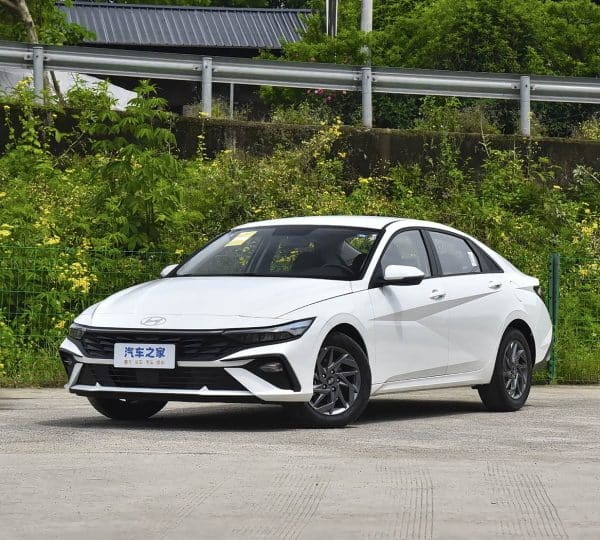 Hyundai Elantra 2023