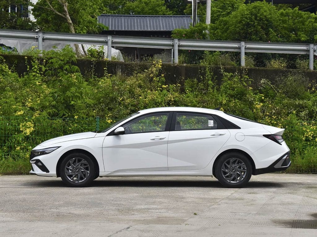 1400x1050_autohomecar__ChxoHmYf6ImABLitADJ8iTUI3HM288