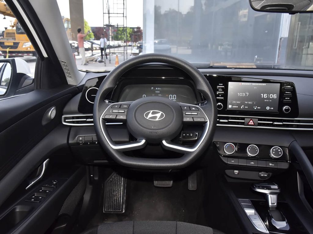 1400x1050_autohomecar__ChxoHmYf6NCAUaO1ACQUoscwfHw174