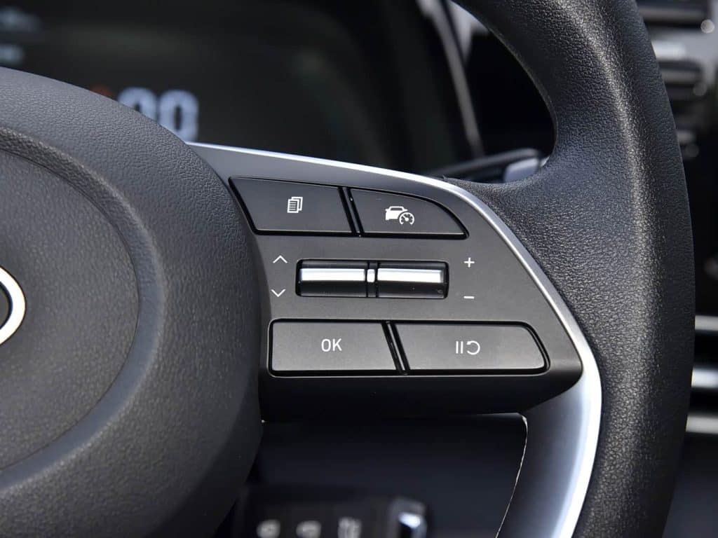 1400x1050_autohomecar__ChxoHmYf6NqAOh_sACVQ_MY2pM4401