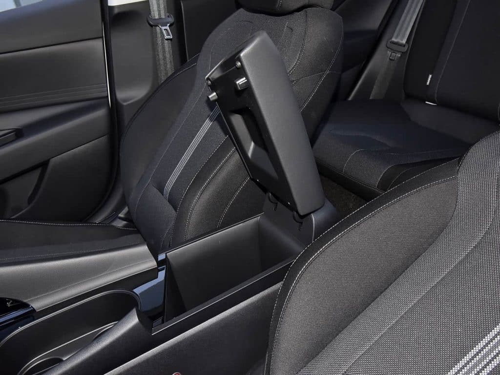 1400x1050_autohomecar__ChxoHmYf6ReAGnlGADNLFXbBYTg106