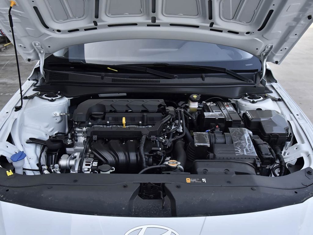1400x1050_autohomecar__ChxoHmYf6UeAY0_-ACNiv7HoeAY040