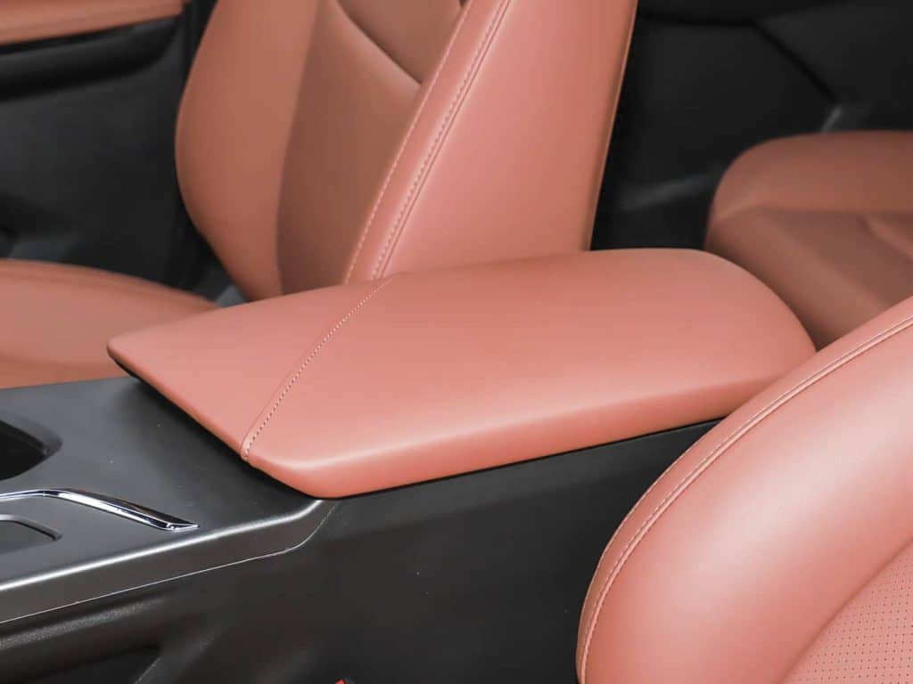 1400x1050_autohomecar__ChxpV2i1a-qAZ_Q8ABfaDd_1yhw609