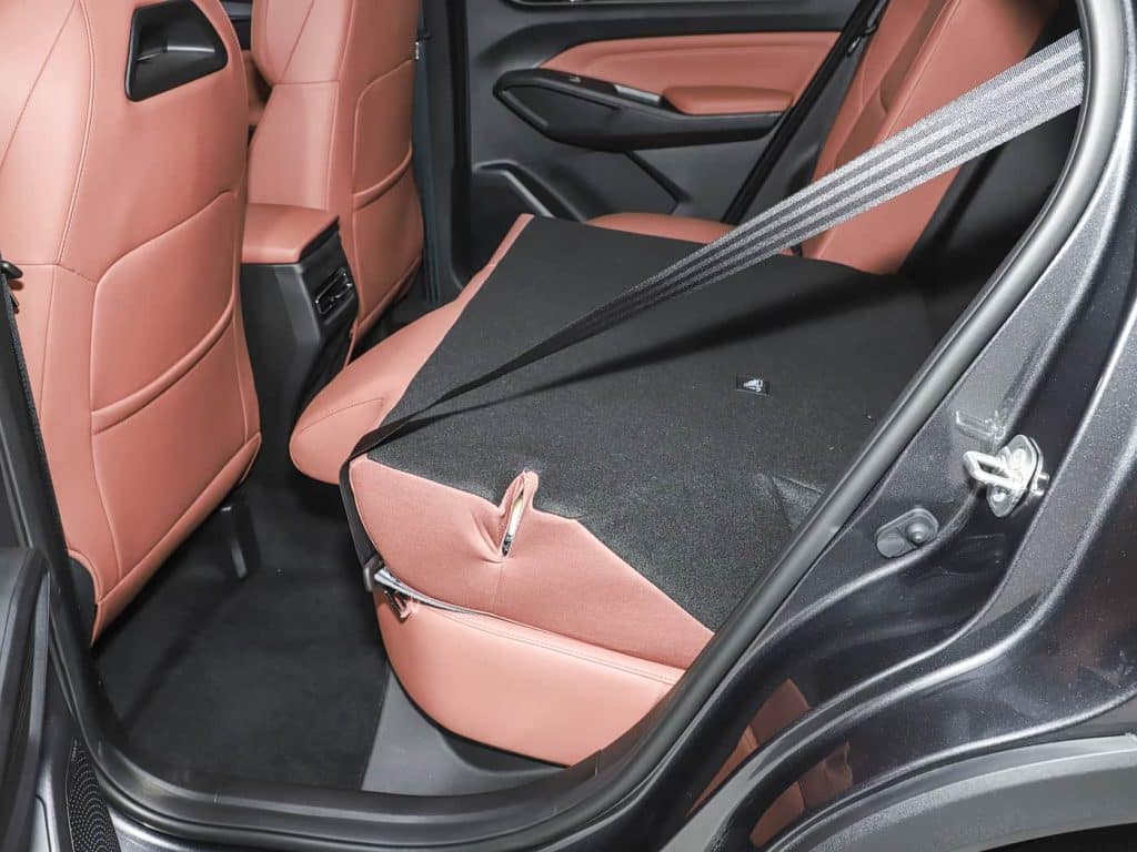 1400x1050_autohomecar__ChxpV2i1a_GAEGv8ACUVS88Lj9Y098