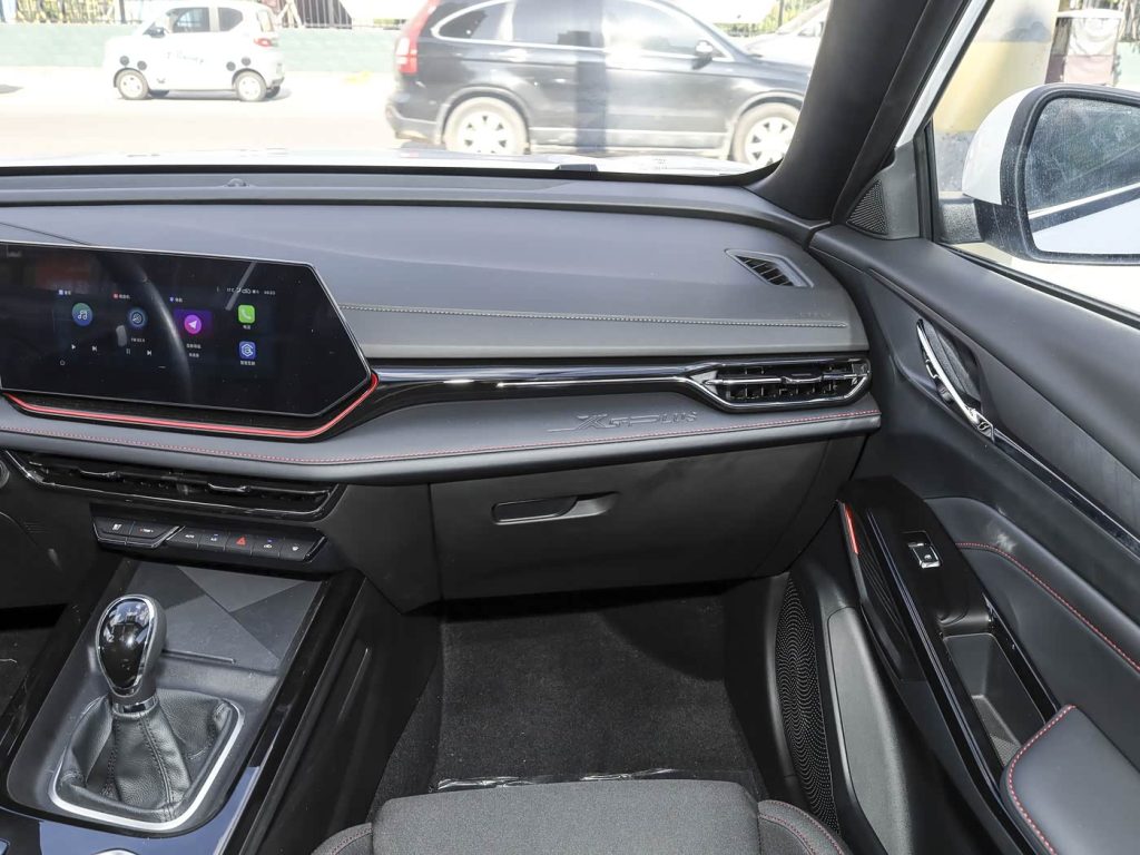1400x1050_autohomecar__ChxpV2ilZfmAMtRhAE362SsZwOs811