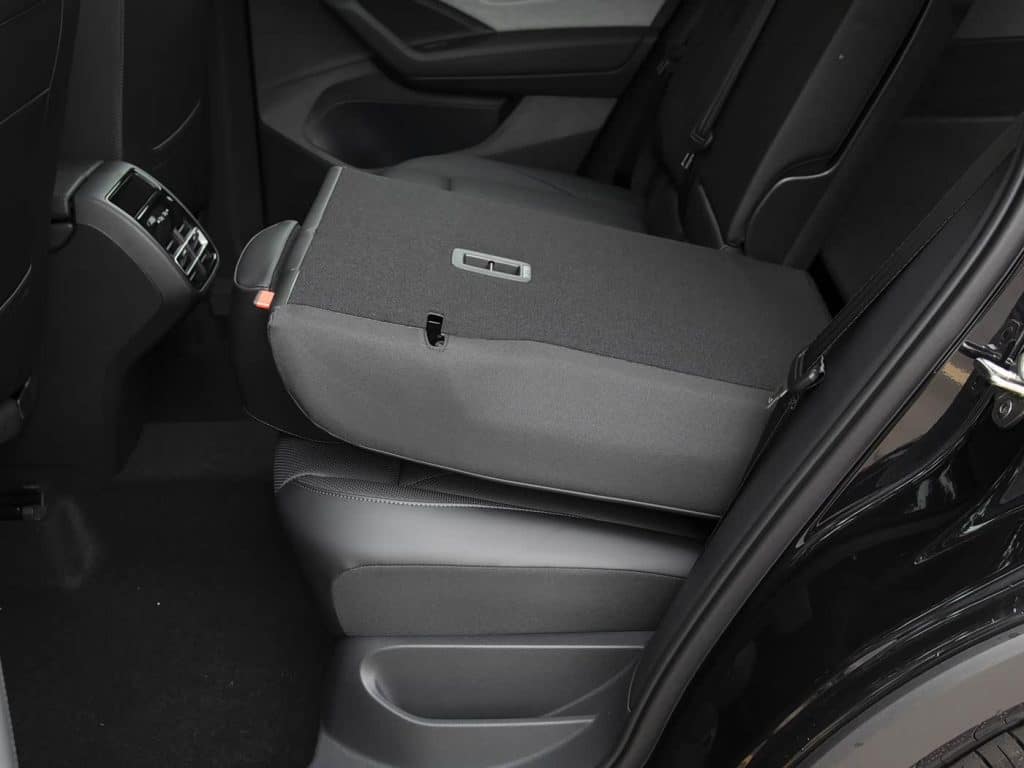 1400x1050_autohomecar__ChxpV2nXsFCABCNFACGZOydke_s686