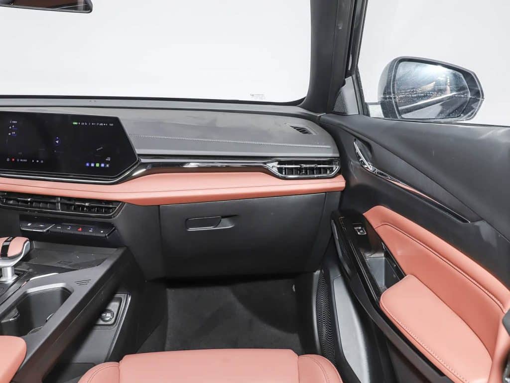 1400x1050_autohomecar__ChxpVmi1a36AJ5L5ACVgxOIw8ro361