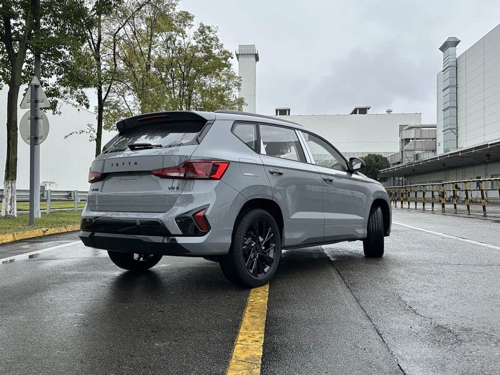 1400x1050_autohomecar__ChxpVmj643iAOG_HADdEhT0ncEg605