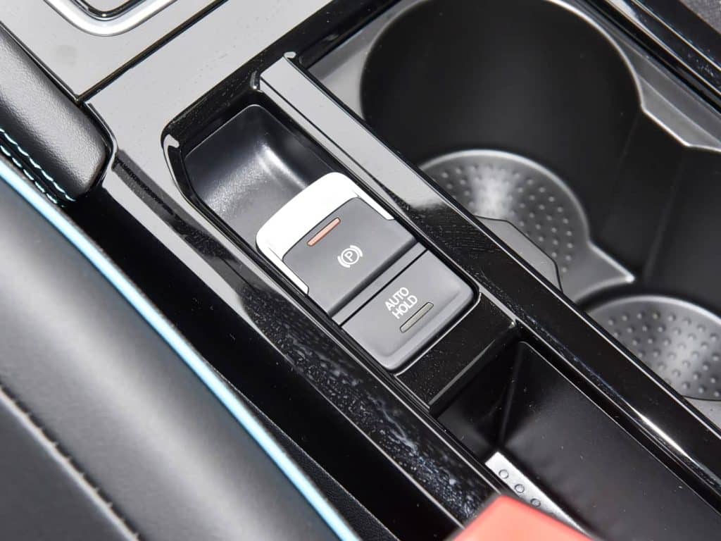1400x1050_autohomecar__ChxpVmkUf7yAIcYuACmPGhzg8aY268