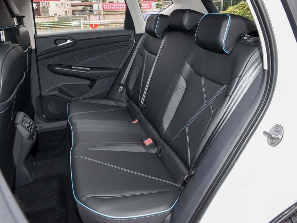 1400x1050_autohomecar__ChxpWGkUf9GAFQOjACrO2asuIU8202