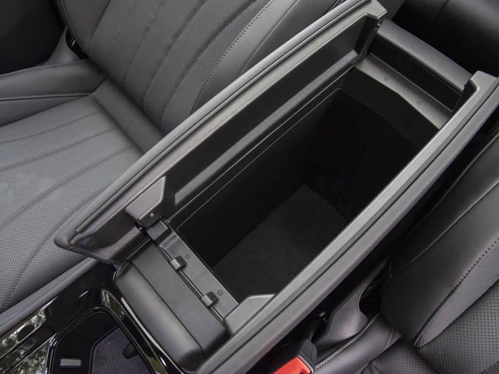 1400x1050_autohomecar__ChxpWGnXsFOAM-9SACIZW4N2UnY405